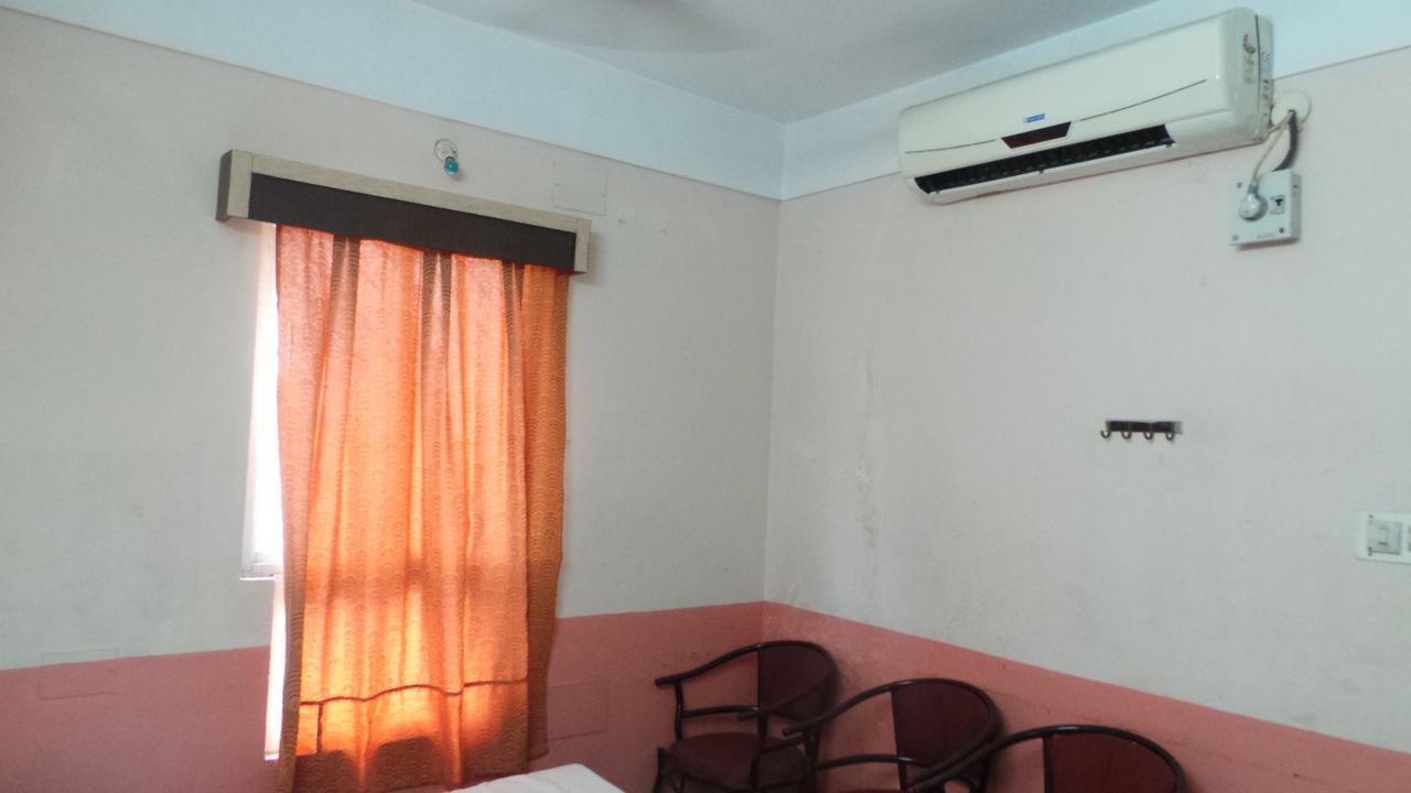 M.P.M. Guest House Pondicherry Ngoại thất bức ảnh