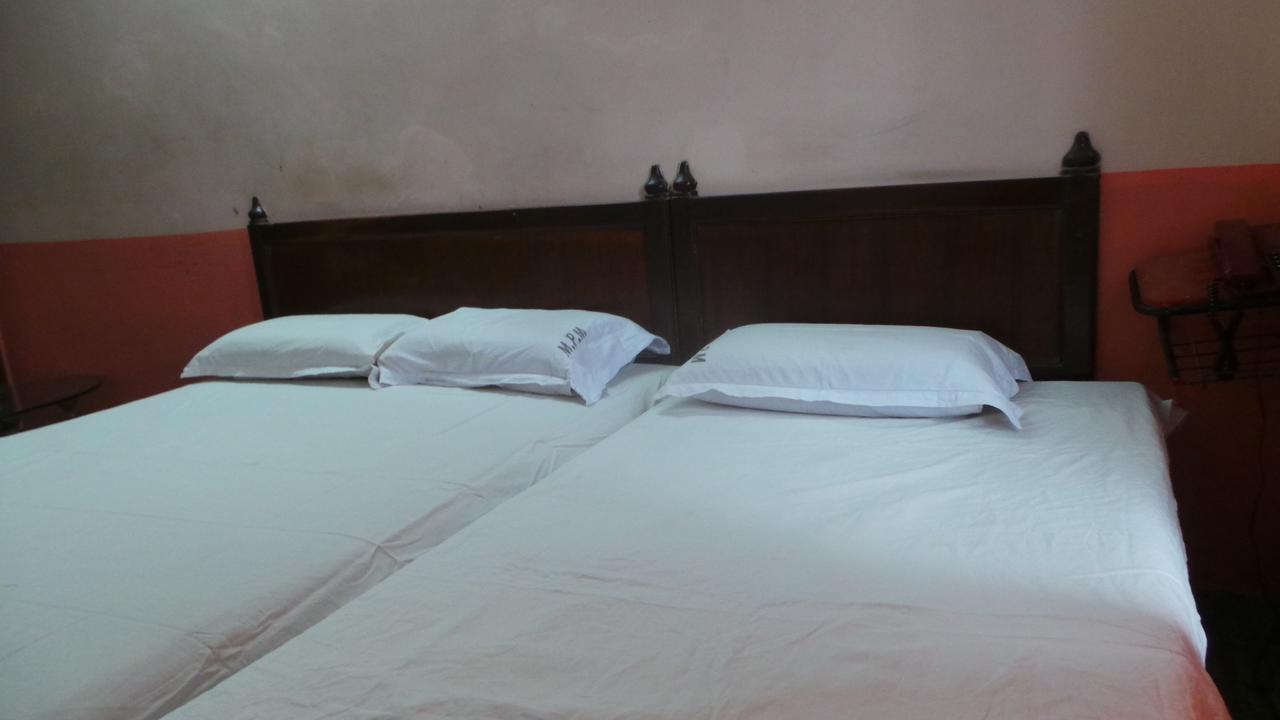 M.P.M. Guest House Pondicherry Ngoại thất bức ảnh
