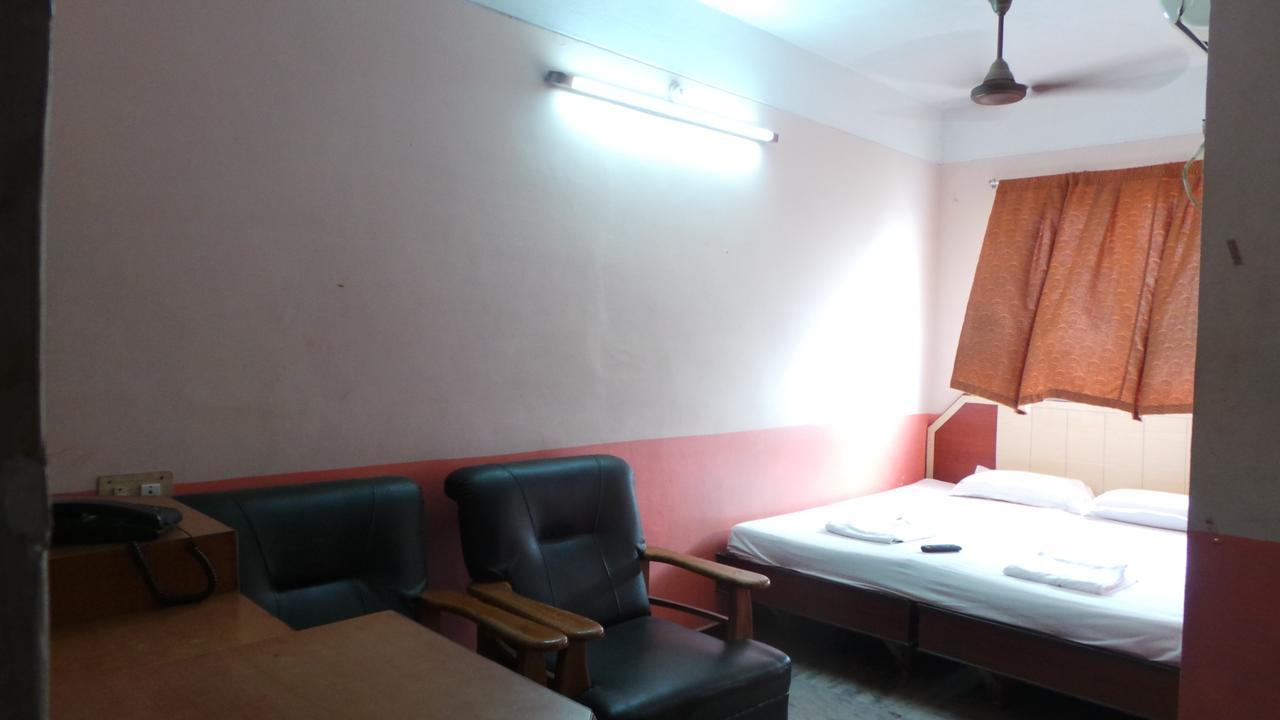 M.P.M. Guest House Pondicherry Ngoại thất bức ảnh